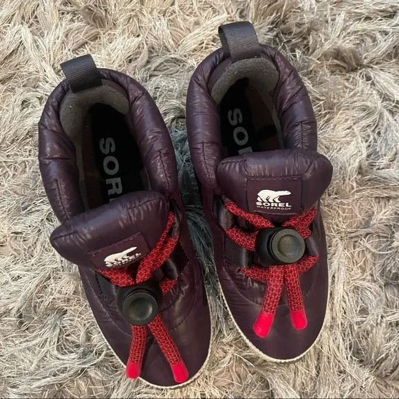 Sorel Out N About Puffy Lace Dark Plum Sneaker Boot - Picture 8 of 16